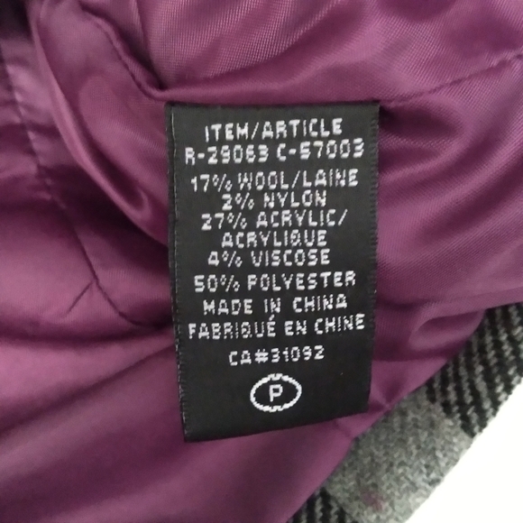 𝅺buffalo Plaid crooped  Blazer - Picture 6 of 8